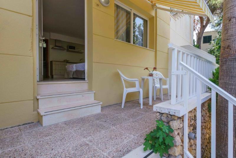 Aparthotel Comitas Floramar Cala Galdana  Habitación foto