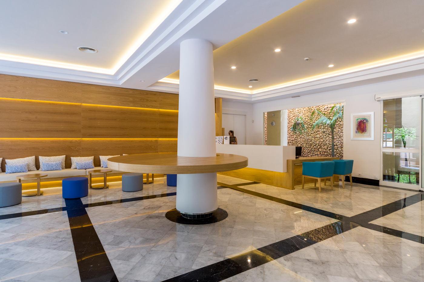 Aparthotel Comitas Floramar Cala Galdana  Exterior foto