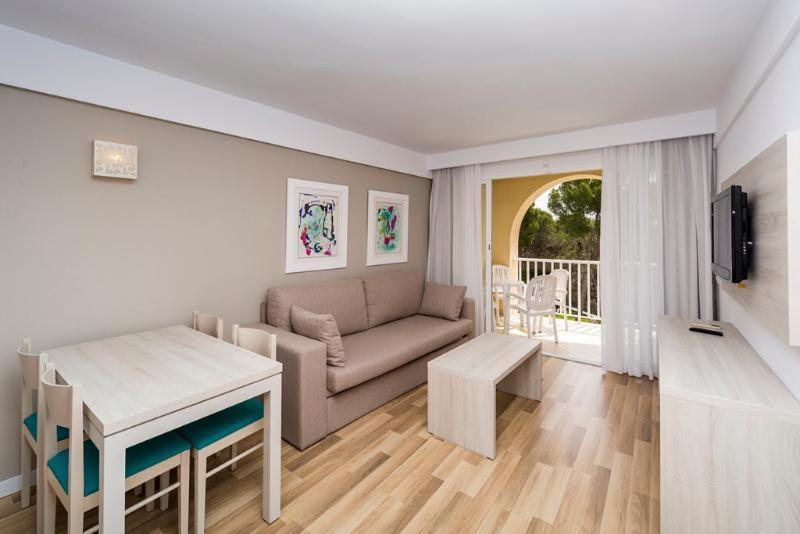 Aparthotel Comitas Floramar Cala Galdana  Habitación foto